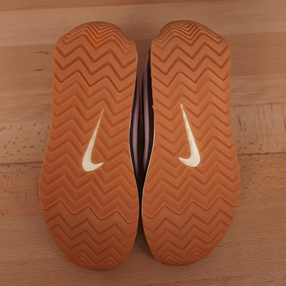 Nike Sneakers Women 8.5 Brown Waffle Debut Retro Lifestyle Shoes DX2943-200